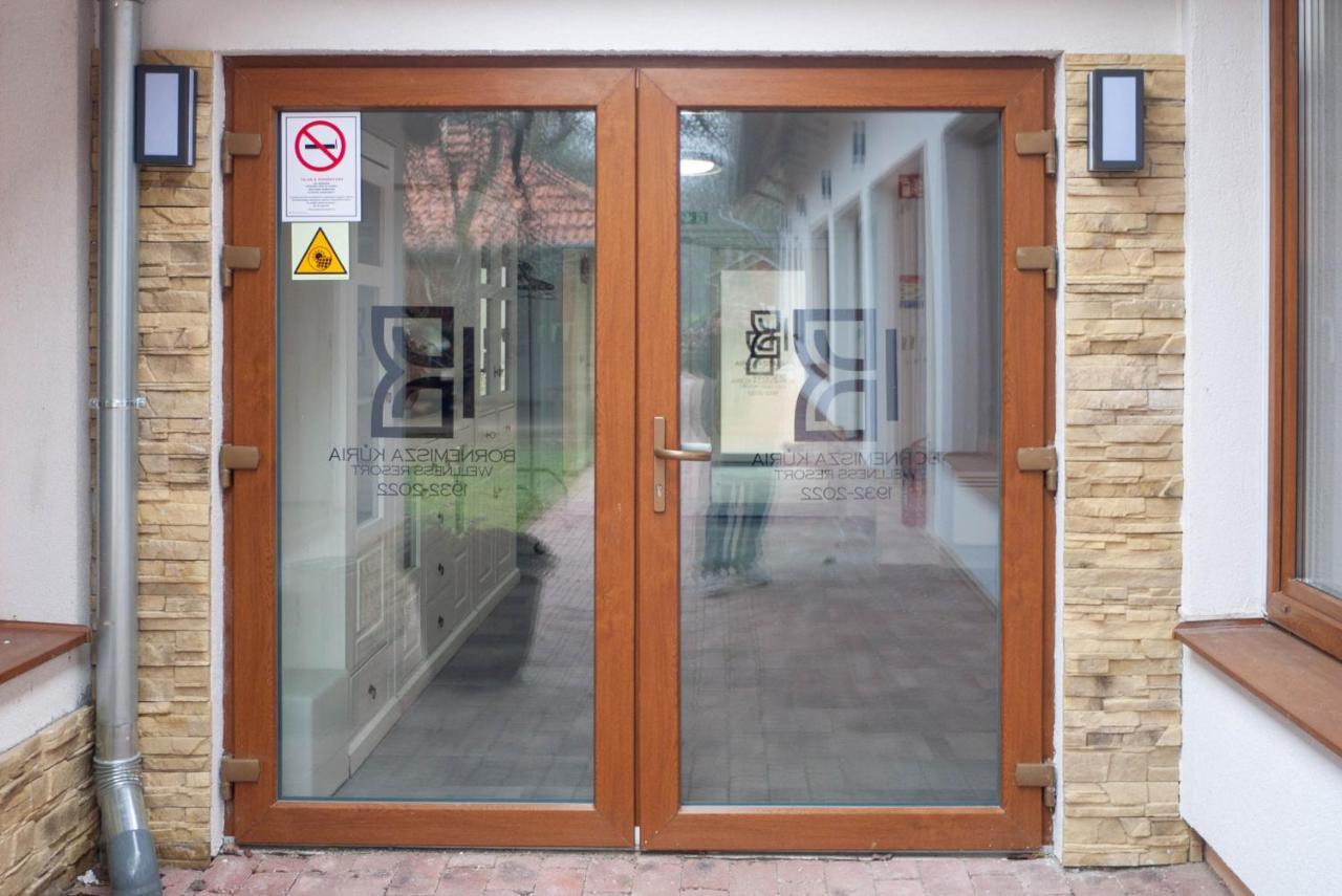 Bornemisza Kuria Wellness Resort Tiszabecs Exteriör bild