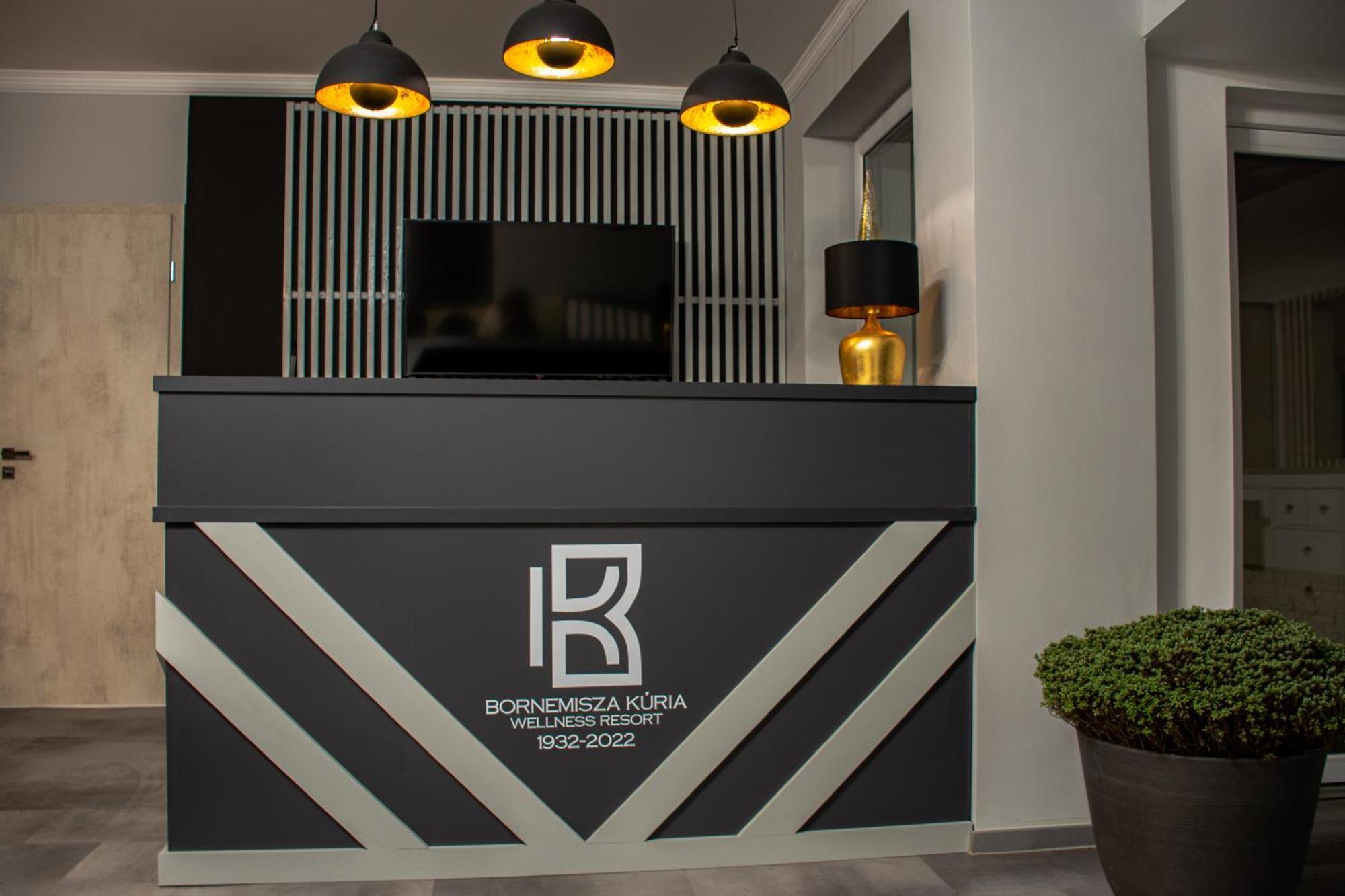 Bornemisza Kuria Wellness Resort Tiszabecs Exteriör bild